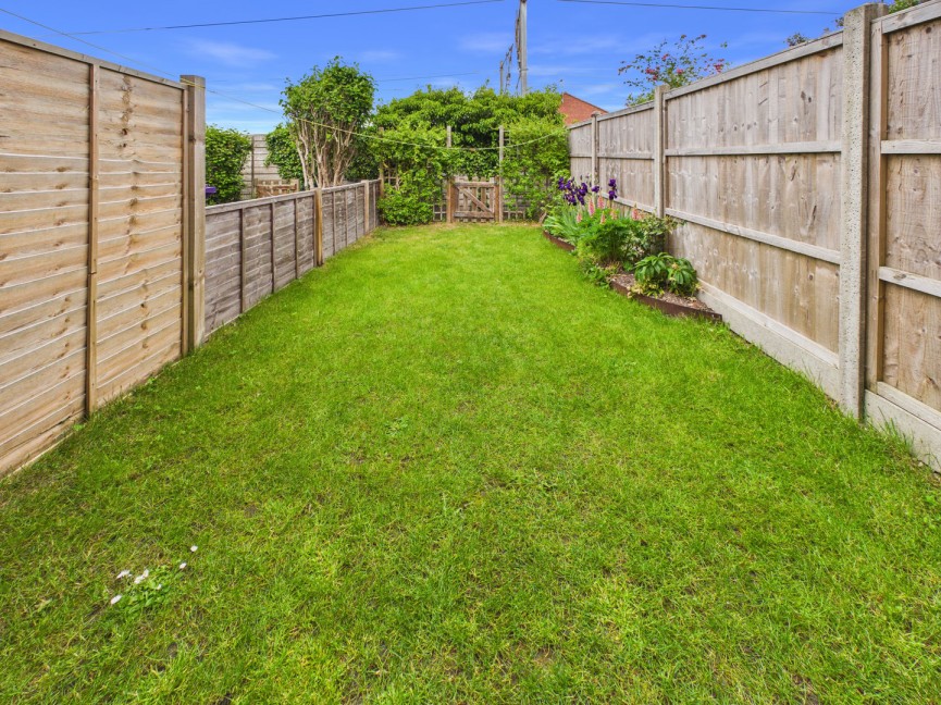 2 bedroom House for Sale Icknield Way East, Baldock, Hertfordshire