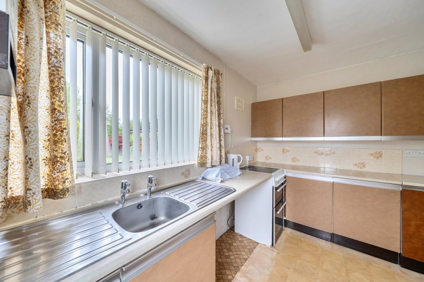 3 bedroom Bungalow for Sale Powells Road, Shefford, Bedfordshire