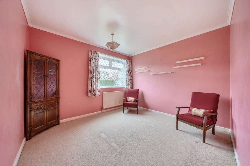 3 bedroom Bungalow for Sale Powells Road, Shefford, Bedfordshire