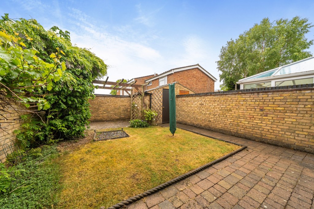 Sears Close, Shefford, Bedfordshire
