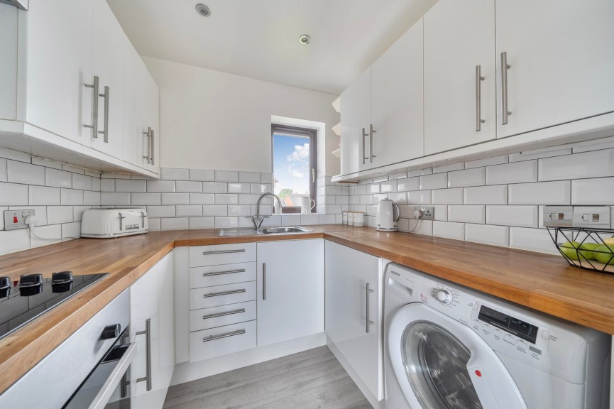 1 bedroom Flat for Sale Upperstone Close, Stotfold, Bedfordshire