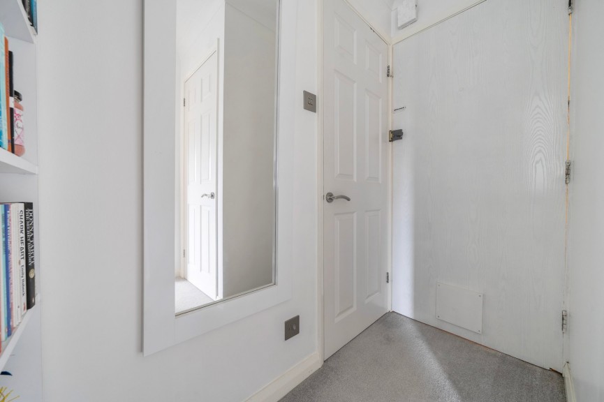 1 bedroom Flat for Sale Upperstone Close, Stotfold, Bedfordshire