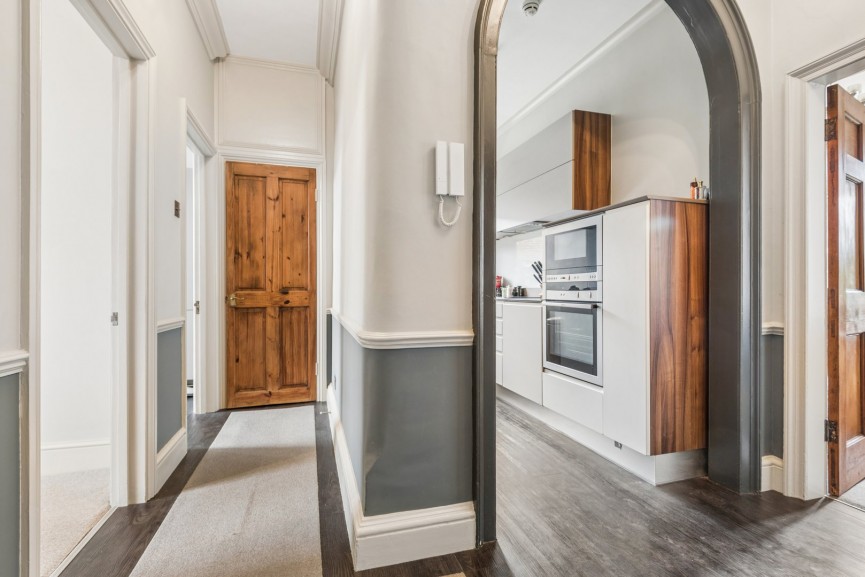 2 bedroom Flat for Sale Upper Tilehouse Street, Hitchin, Hertfordshire