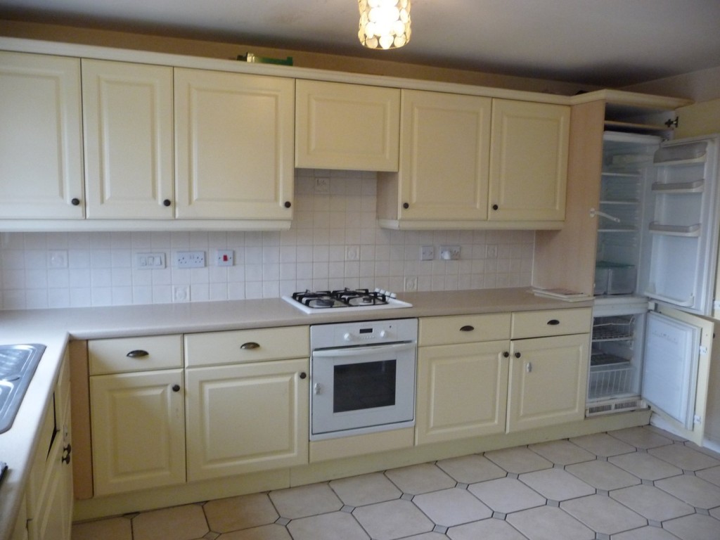 Thistle Drive, Hatfield, Hertfordshire