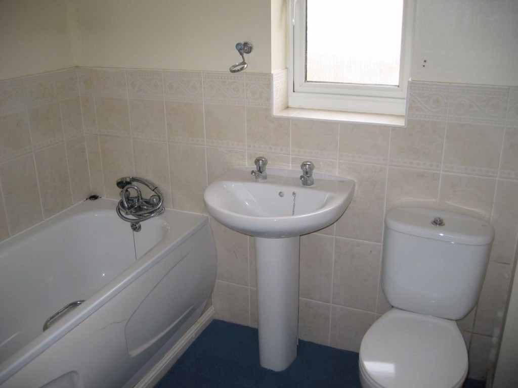 Thistle Drive, Hatfield, Hertfordshire