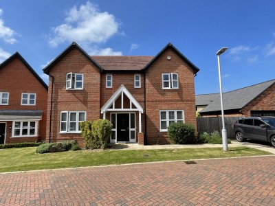 Ampthill, Bedford