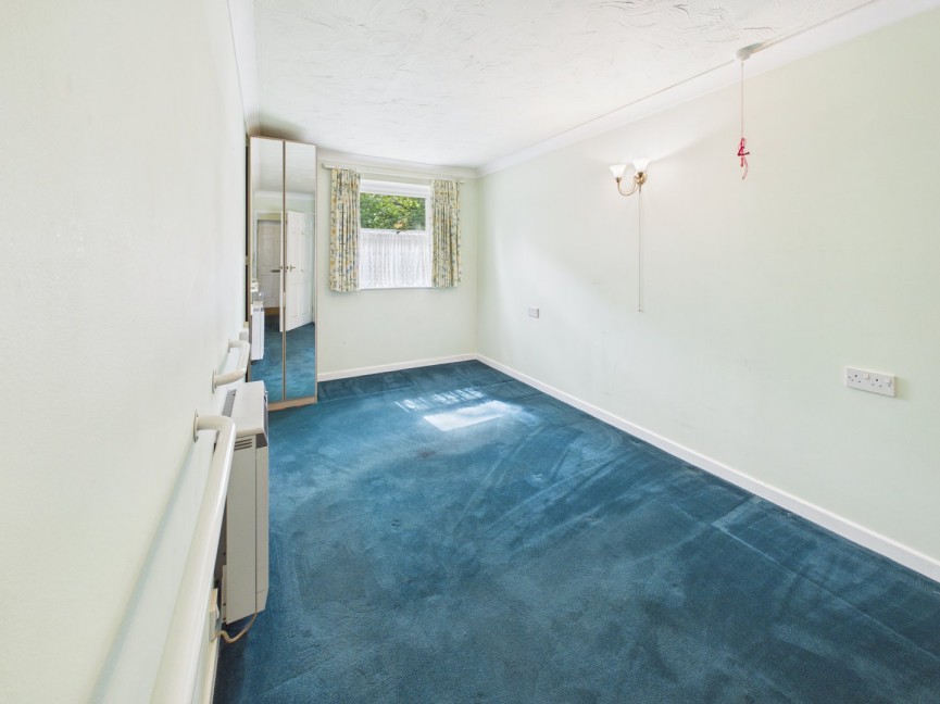 2 bedroom Flat for Sale Elmwood Court, BALDOCK, Hertfordshire
