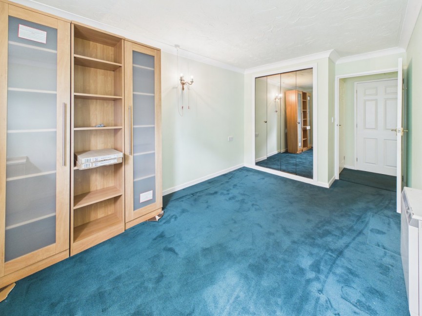 2 bedroom Flat for Sale Elmwood Court, BALDOCK, Hertfordshire
