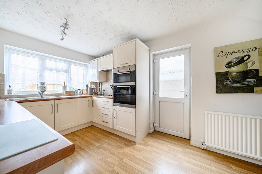 4 bedroom House for Sale Bell Close, Westoning, Bedfordshire
