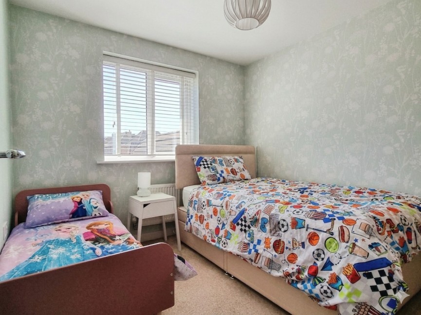 5 bedroom House for Sale Stewartby, Bedfordshire