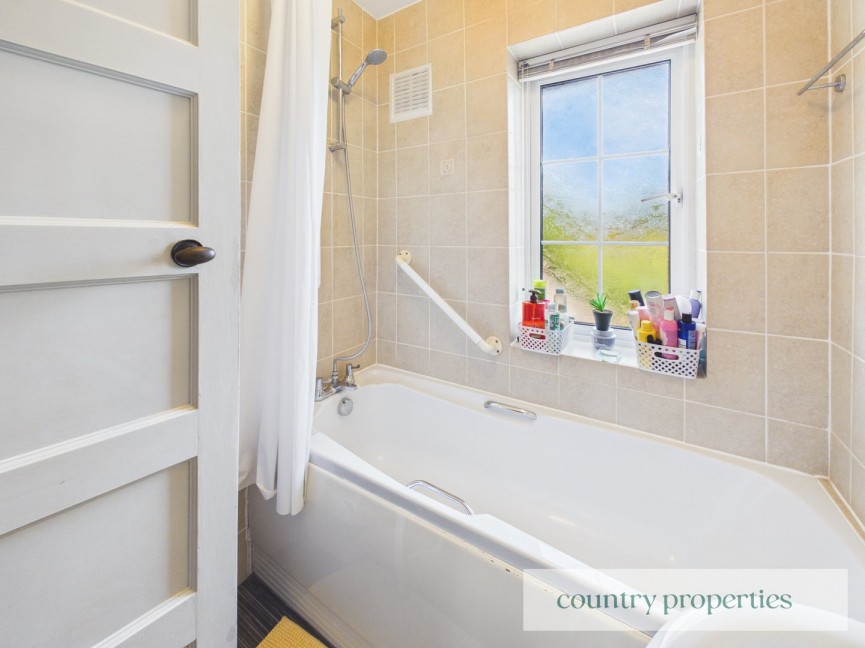 3 bedroom House for Sale Springfields, Welwyn Garden City, Hertfordshire