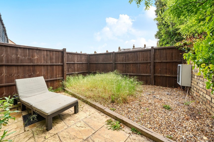 2 bedroom House for Sale Clifton Road, Shefford, Bedfordshire
