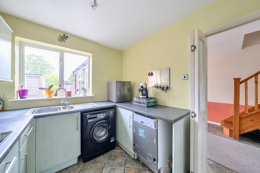 4 bedroom House for Sale Chase Hill Road, Arlesey, Bedfordshire