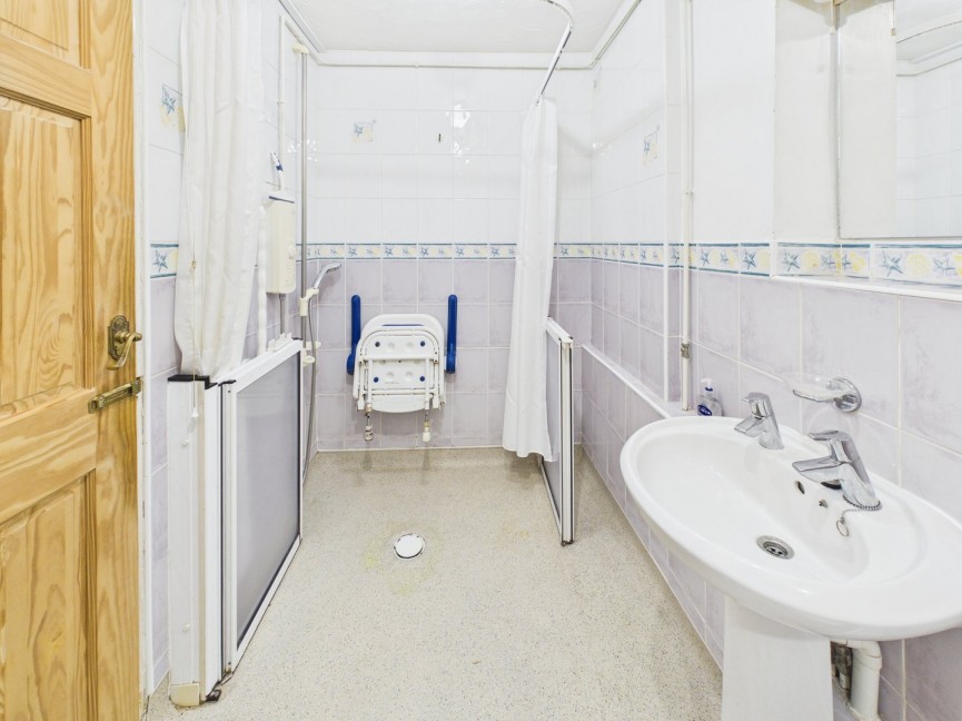 3 bedroom House for Sale Chiltern Road, Baldock, Hertfordshire