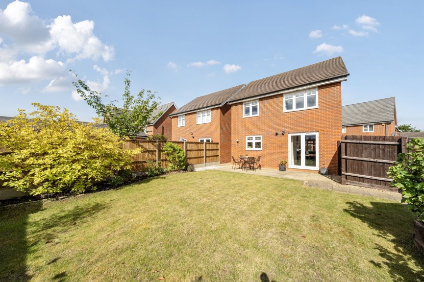 3 bedroom House for Sale Shackleton Gardens, Flitwick, Bedfordshire