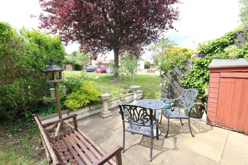 2 bedroom Flat for Sale Norton Road, Letchworth Garden City, Hertfordshire