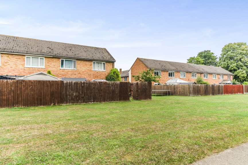 3 bedroom House for Letting Eisenhower Place, Chicksands, Bedfordshire