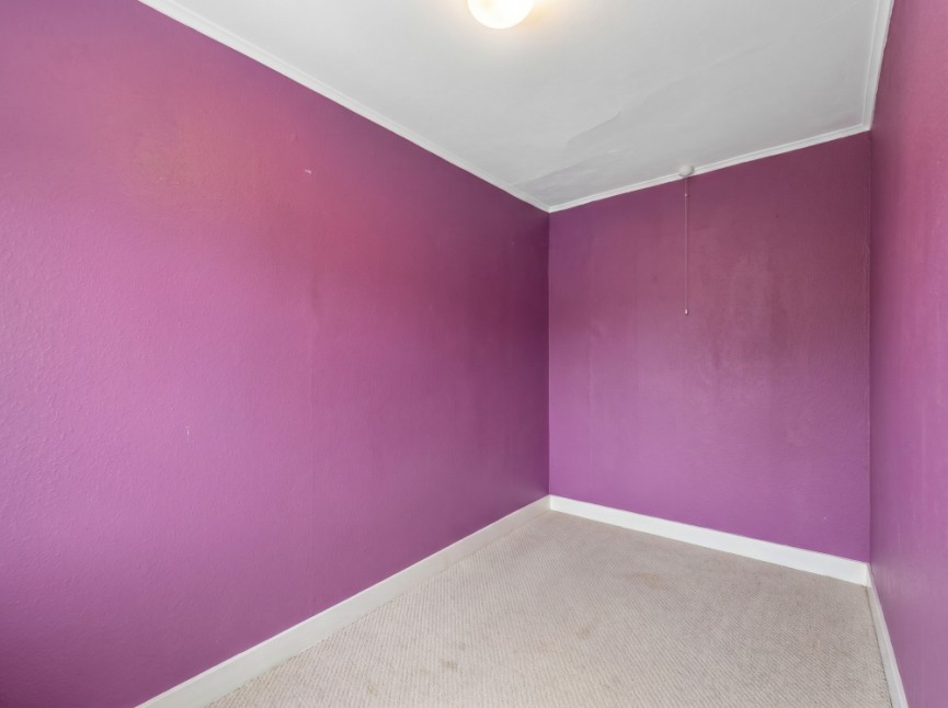 2 bedroom House for Sale Radcliffe Road, Hitchin, Hertfordshire