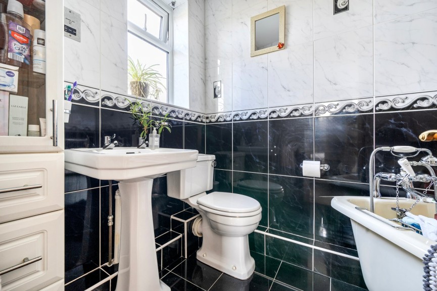 4 bedroom House for Sale Salisbury Road, Flitwick, Bedfordshire