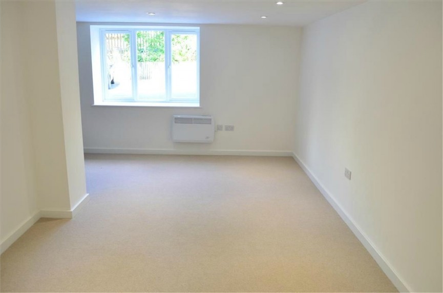 1 bedroom Flat for Sale Green Drift, ROYSTON, Hertfordshire