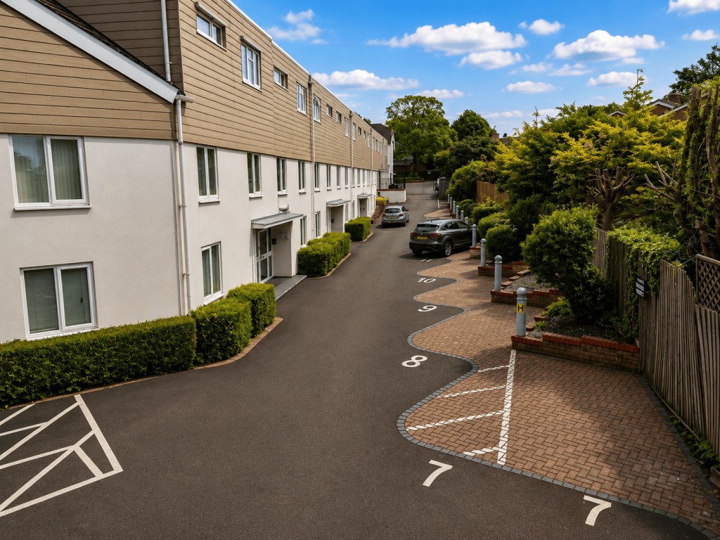 Green Drift, ROYSTON, Hertfordshire