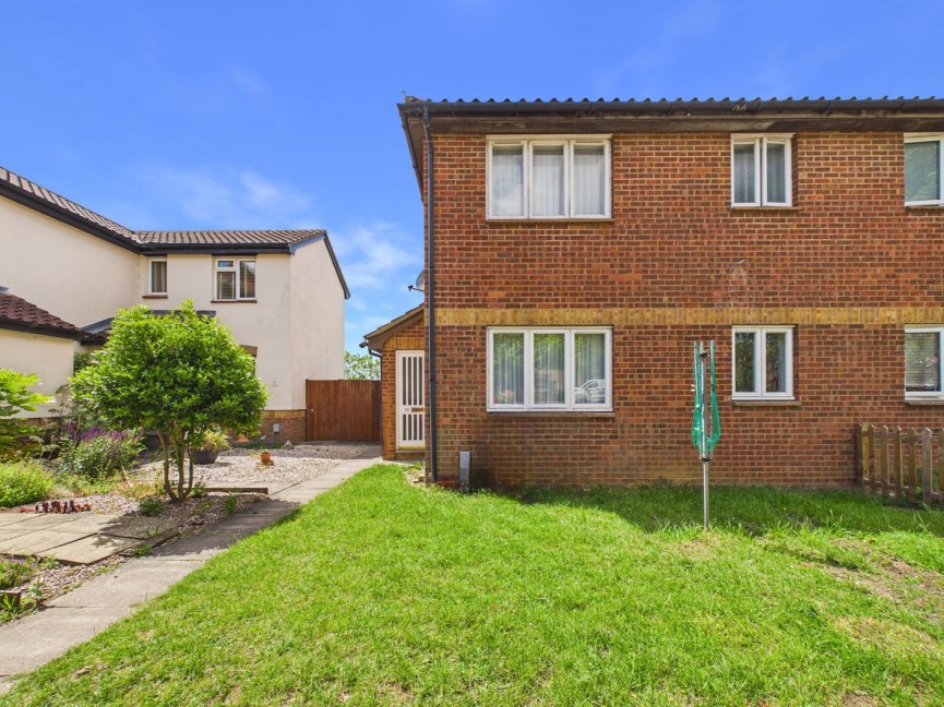 1 bedroom House for Sale Dickens Court, Biggleswade, Bedfordshire