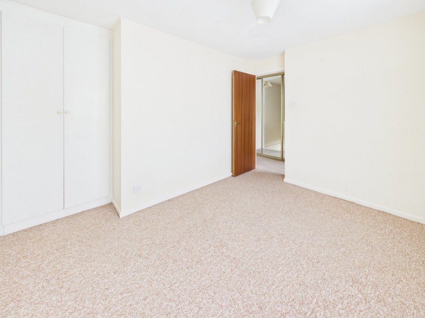 1 bedroom House for Sale Dickens Court, Biggleswade, Bedfordshire