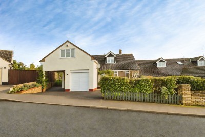 Lindsay Avenue, Hitchin, Hertfordshire