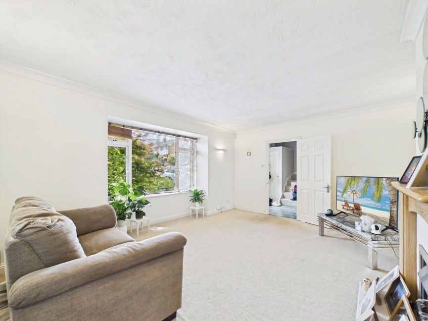 3 bedroom House for Sale Lindsay Avenue, Hitchin, Hertfordshire