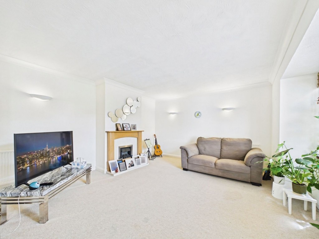 Lindsay Avenue, Hitchin, Hertfordshire