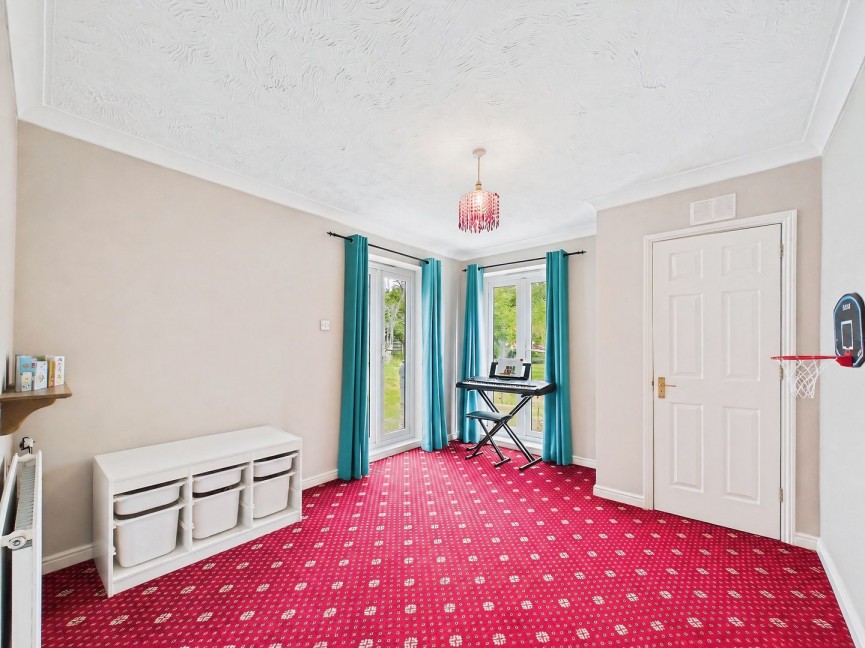3 bedroom House for Sale Lindsay Avenue, Hitchin, Hertfordshire