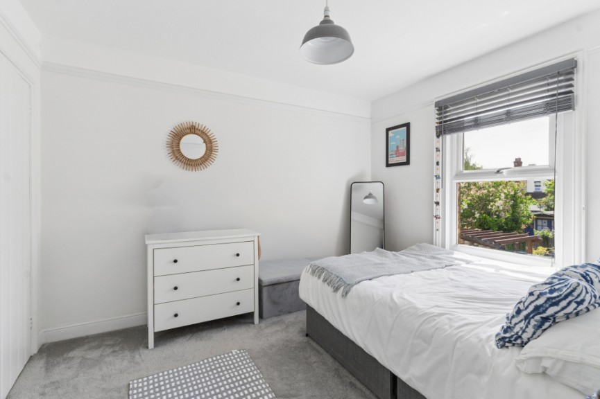 3 bedroom House for Sale Balmoral Road, Hitchin, Hertfordshire