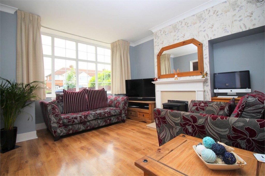 Heathcote Avenue, Hatfield, Hertfordshire