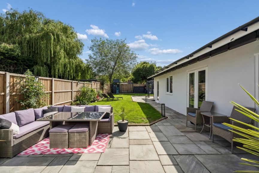 5 bedroom House for Sale Wootton, Bedford