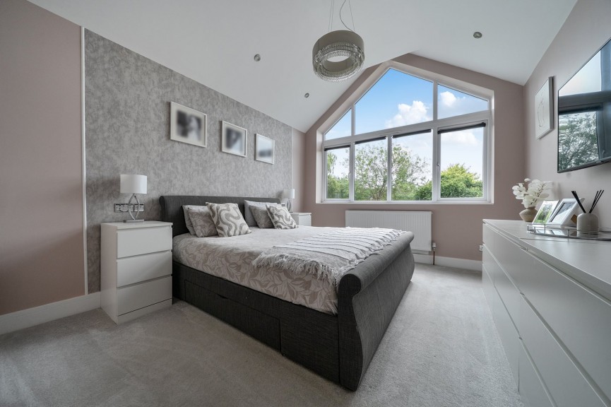5 bedroom House for Sale Wootton, Bedford