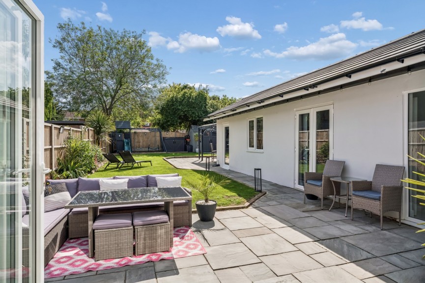 5 bedroom House for Sale Wootton, Bedford