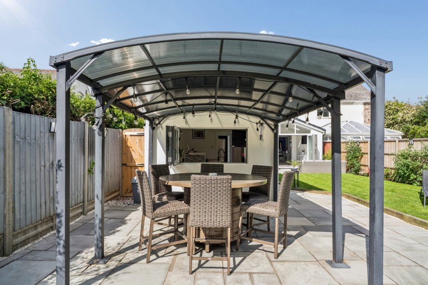 5 bedroom House for Sale Wootton, Bedford