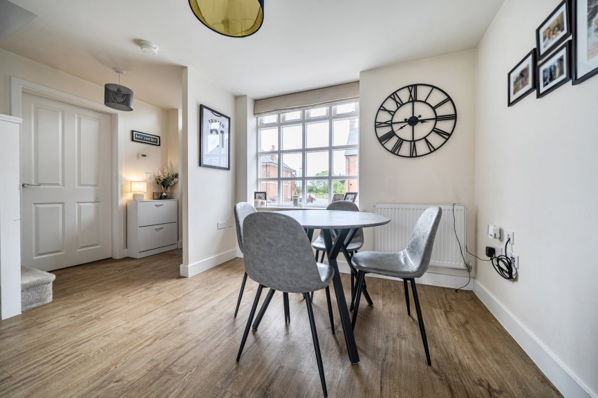 2 bedroom House for Sale Meppershall, Shefford, Bedfordshire