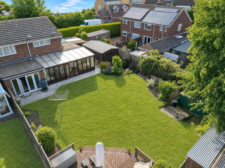 3 bedroom House for Sale Poplar Drive, Royston, Hertfordshire