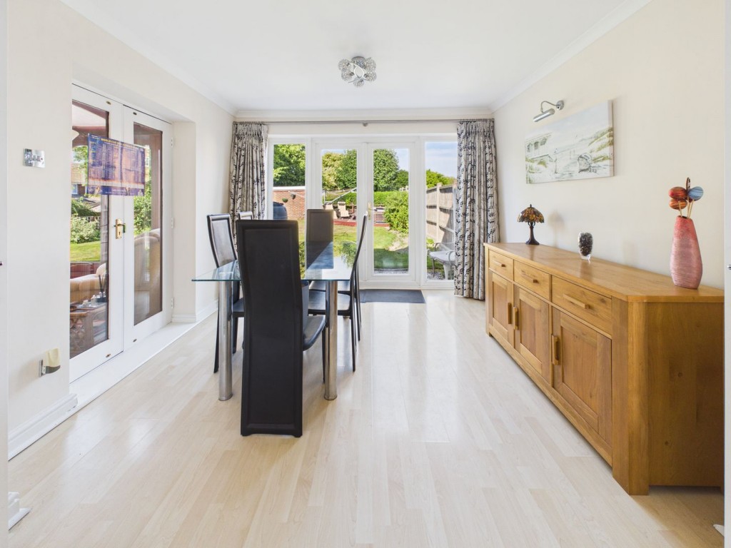 Poplar Drive, Royston, Hertfordshire