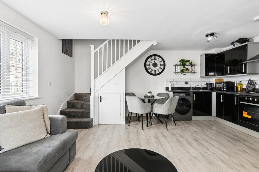 2 bedroom House for Sale Bridge View, Shefford, Bedfordshire