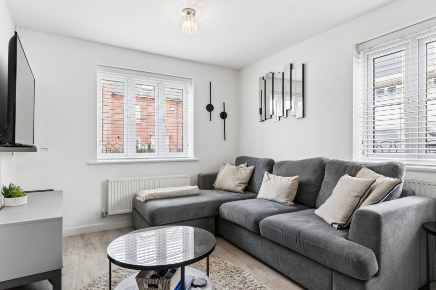 2 bedroom House for Sale Bridge View, Shefford, Bedfordshire