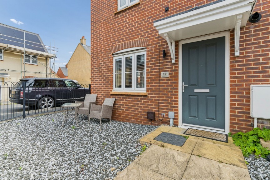 2 bedroom House for Sale Bridge View, Shefford, Bedfordshire
