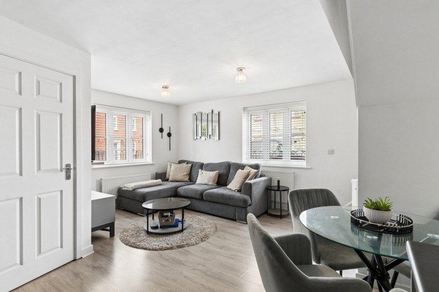 2 bedroom House for Sale Bridge View, Shefford, Bedfordshire