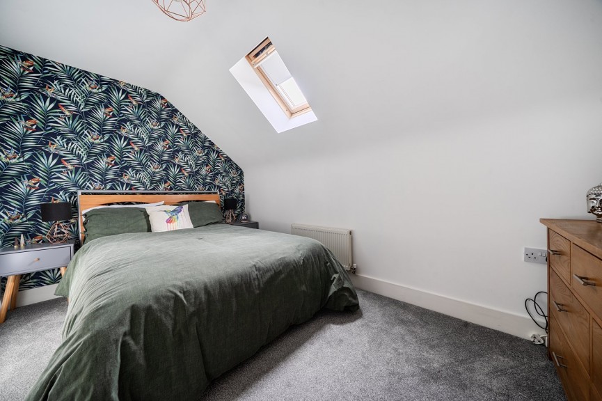 4 bedroom House for Sale Coppice Mead, Stotfold, Bedfordshire