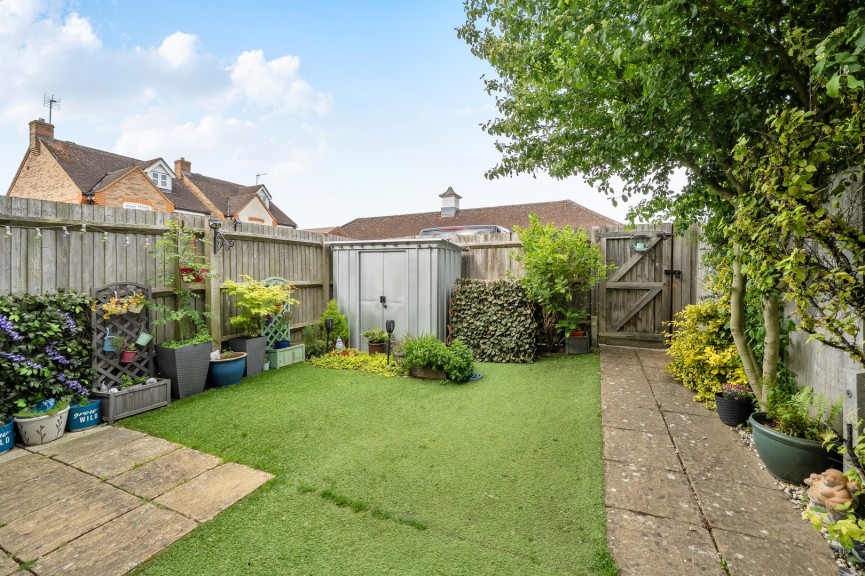 4 bedroom House for Sale Coppice Mead, Stotfold, Bedfordshire