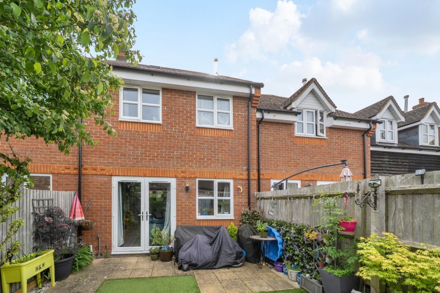 4 bedroom House for Sale Coppice Mead, Stotfold, Bedfordshire