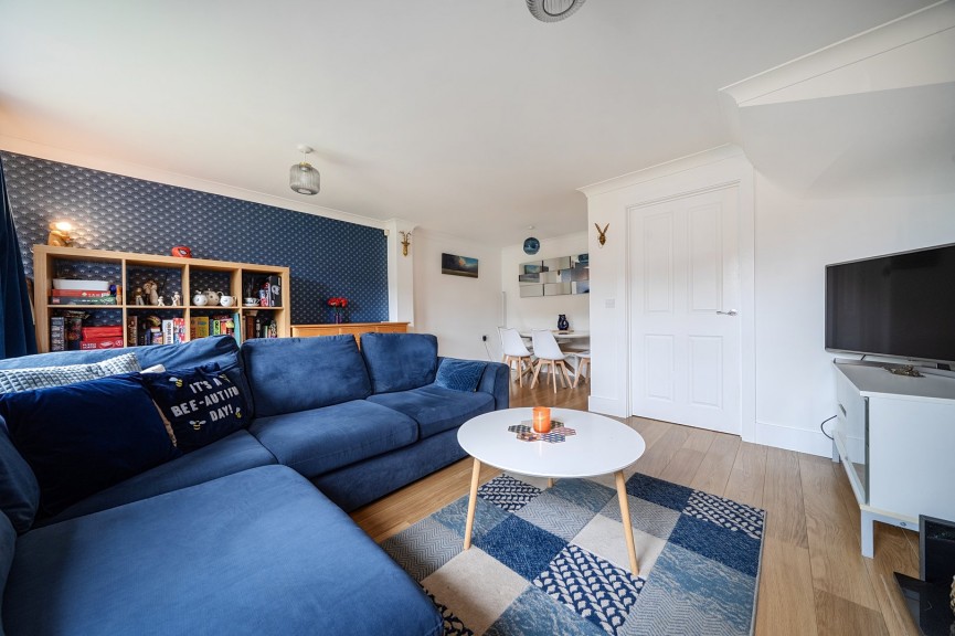 4 bedroom House for Sale Coppice Mead, Stotfold, Bedfordshire