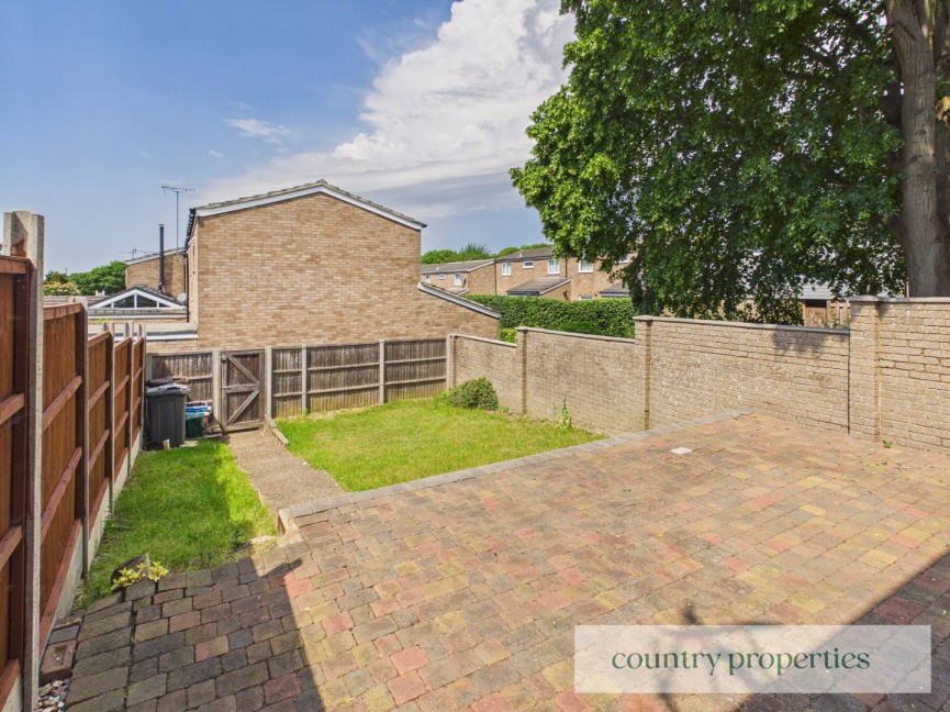 3 bedroom House for Sale Grace Way, Stevenage, Hertfordshire