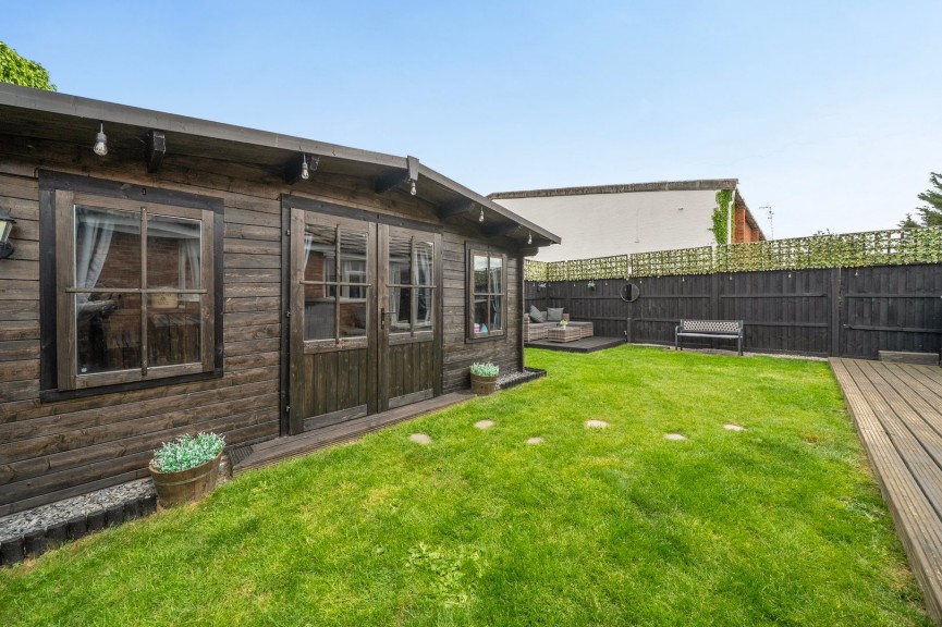 3 bedroom Bungalow for Sale Henlow, Bedfordshire